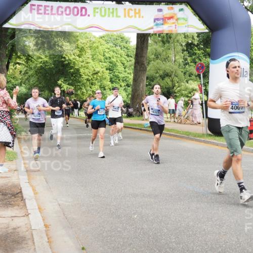 29.06.2025 - hella hamburg halbmarathon MichiJ http://msf.ph/oto/8279965 29.06.2025 10:57:38 Zwischen KM18-KM19 1213, 2110, 4007, 7881, 8055, 14679, 15531, 16323, 18957 meine-sportfotos.de