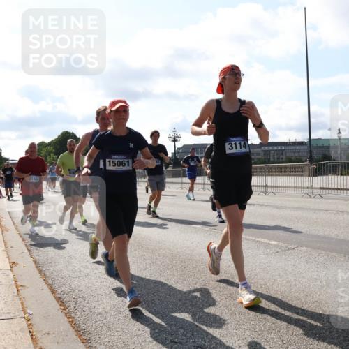 29.06.2025 - hella hamburg halbmarathon Lena Gebhardt http://msf.ph/oto/8280116 29.06.2025 09:58:03 Lombardsbrücke 163, 15061, 3114, 1034, 1094, 1179, 1190, 1258, 1320, 1321, 1335, 1563, 1815, 1870, 2034, 2070, 2138, 2397, 2417, 2448, 2488, 2612, 2636, 2711, 2946, 3058, 3091, 3114, 3251, 3999, 4379, 4814, 4903, 5032, 5093, 5305, 5672, 5775, 6164, 6272, 6355, 6356, 6374, 6569, 6580, 6585, 6628, 6754, 6776, 6897, 7065, 7134, 7409, 7478, 7509, 7594, 7646, 7724, 7856, 7896, 7952, 7973, 7976, 8154, 8508, 8590, 9012, 9057, 9562, 9656 meine-sportfotos.de