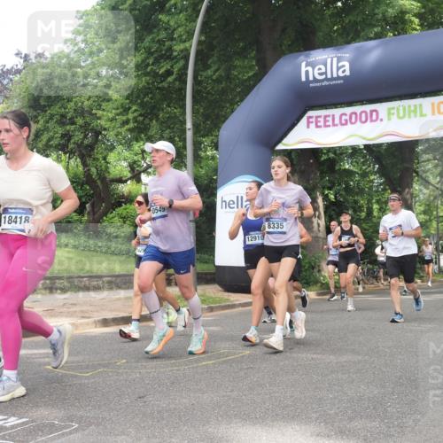 29.06.2025 - hella hamburg halbmarathon KatJ http://msf.ph/oto/8280152 29.06.2025 10:40:43 Zwischen KM18-KM19 1267, 3334, 5077, 6723, 7509, 7918, 8335 meine-sportfotos.de