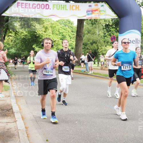 29.06.2025 - hella hamburg halbmarathon MichiJ http://msf.ph/oto/8280276 29.06.2025 10:57:41 Zwischen KM18-KM19 1213, 2110, 4007, 7346, 7881, 8055, 14679, 15214, 16323, 16938 meine-sportfotos.de