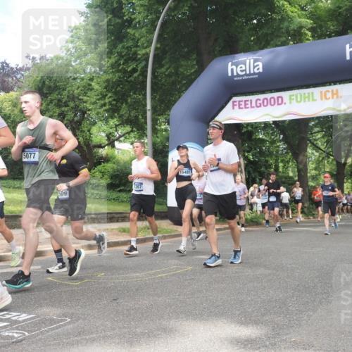 29.06.2025 - hella hamburg halbmarathon KatJ http://msf.ph/oto/8280495 29.06.2025 10:40:45 Zwischen KM18-KM19 1267, 2771, 3334, 5077, 6723, 7509, 7918, 8335 meine-sportfotos.de