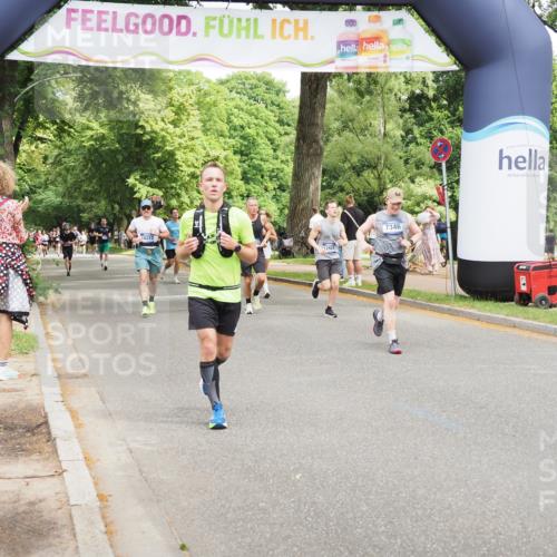 29.06.2025 - hella hamburg halbmarathon MichiJ http://msf.ph/oto/8280557 29.06.2025 10:57:43 Zwischen KM18-KM19 1213, 4007, 7346, 7881, 8001, 8055, 12928, 14679, 15214, 16323, 16938 meine-sportfotos.de