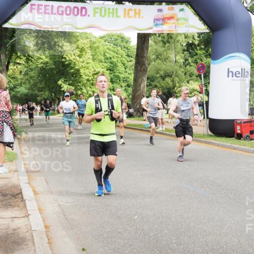 29.06.2025 - hella hamburg halbmarathon MichiJ http://msf.ph/oto/8280577 29.06.2025 10:57:43 Zwischen KM18-KM19 1213, 4007, 7346, 7881, 8001, 8055, 12928, 14679, 15214, 16323, 16938 meine-sportfotos.de