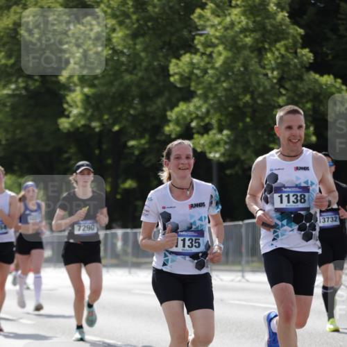 29.06.2025 - hella hamburg halbmarathon Jannik Wohlers http://msf.ph/oto/8280640 29.06.2025 10:02:49 Lombardsbrücke 1135, 1138, 1414, 1450, 2594, 2619, 2780, 2782, 2810, 3572, 6208, 6217, 6453, 7210, 7211, 7290, 7706, 7935, 9439, 9453, 10824, 12169, 12177, 12211, 12212, 12422, 12843, 13036, 13474, 13664, 13732, 13857, 13874, 14225, 14493, 16355, 16605, 16824, 17096, 18359, 18827 meine-sportfotos.de