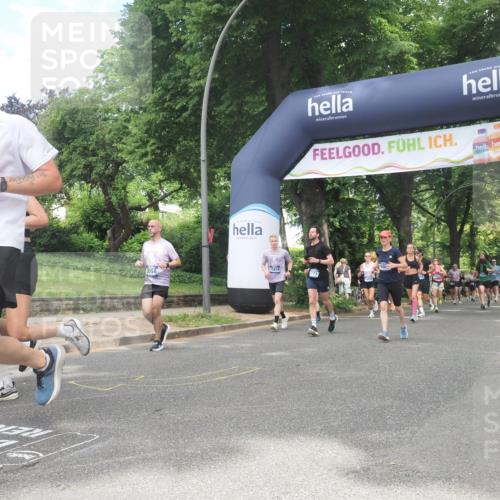 29.06.2025 - hella hamburg halbmarathon KatJ http://msf.ph/oto/8280655 29.06.2025 10:40:46 Zwischen KM18-KM19 1267, 2058, 2771, 5077, 6723, 7509, 8335 meine-sportfotos.de