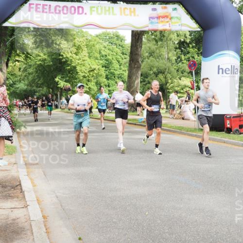29.06.2025 - hella hamburg halbmarathon MichiJ http://msf.ph/oto/8280770 29.06.2025 10:57:44 Zwischen KM18-KM19 1213, 7346, 7881, 8001, 8055, 10858, 12928, 12929, 14679, 15214, 16323, 16938 meine-sportfotos.de