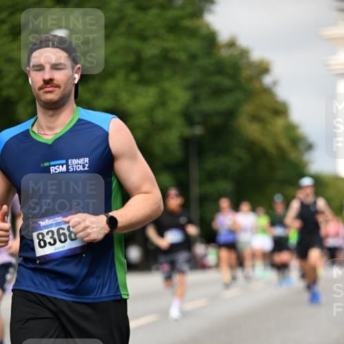 29.06.2025 - hella hamburg halbmarathon Dr. Thomas Lammeyer http://msf.ph/oto/8280783 29.06.2025 10:15:47 Kennedybrücke 1062, 1790, 2661, 3746, 3837, 5254, 6966, 7370, 7474, 7571, 8368, 9119, 9254, 10042, 10428 meine-sportfotos.de