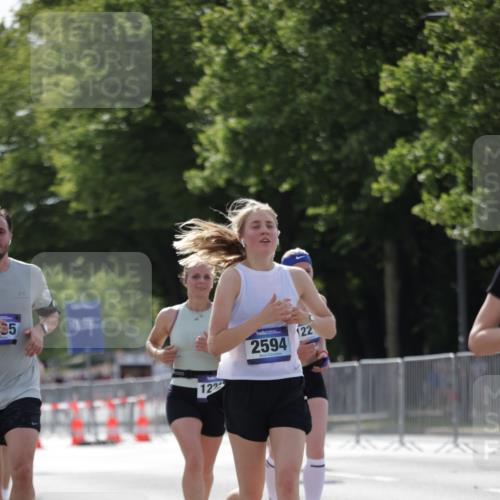 29.06.2025 - hella hamburg halbmarathon Jannik Wohlers http://msf.ph/oto/8280788 29.06.2025 10:02:51 Lombardsbrücke 1135, 1138, 1414, 1450, 2594, 2619, 2780, 2782, 3572, 4511, 6208, 6453, 7210, 7211, 7290, 7706, 7935, 9439, 9453, 10824, 11556, 12169, 12177, 12211, 12212, 12843, 13036, 13474, 13664, 13732, 13857, 13874, 14225, 14493, 16355, 16605, 17096 meine-sportfotos.de