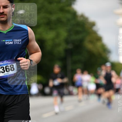 29.06.2025 - hella hamburg halbmarathon Dr. Thomas Lammeyer http://msf.ph/oto/8280808 29.06.2025 10:15:47 Kennedybrücke 1062, 1790, 2661, 3746, 3837, 5254, 6966, 7370, 7474, 7571, 8368, 9119, 9254, 10042, 10428 meine-sportfotos.de