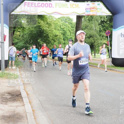 29.06.2025 - hella hamburg halbmarathon MichiJ http://msf.ph/oto/8280936 29.06.2025 10:32:08 Zwischen KM18-KM19 5275, 6490, 6705, 7451, 9081, 12438, 13398, 13746, 14385, 15185, 18868 meine-sportfotos.de