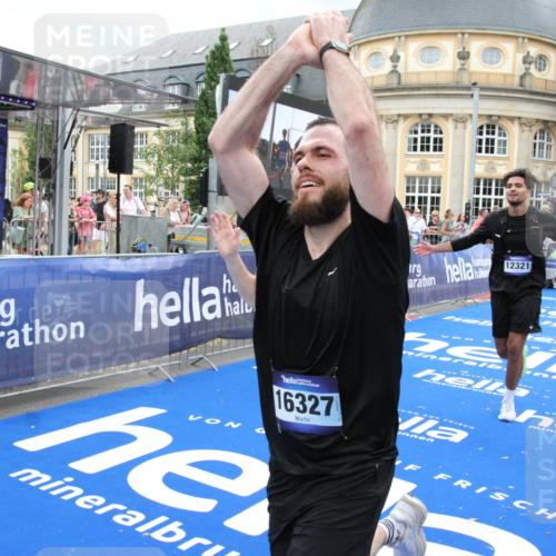 29.06.2025 - hella hamburg halbmarathon Michael Strokosch http://msf.ph/oto/8281000 29.06.2025 10:54:31 Ziel 1442, 3426, 3794, 4635, 4868, 6511, 7129, 8772, 8798, 11009, 11797, 11799, 12321, 12362, 12607, 15146, 16327, 19067 meine-sportfotos.de