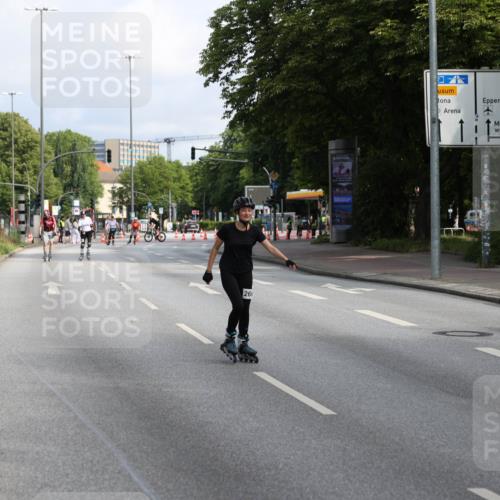 29.06.2025 - hella hamburg halbmarathon Yannick Fuchs http://msf.ph/oto/8281330 29.06.2025 09:47:43 20KM 266, 50 meine-sportfotos.de