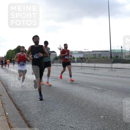 29.06.2025 - hella hamburg halbmarathon Lena Gebhardt http://msf.ph/oto/8281406 29.06.2025 09:45:35 Lombardsbrücke 11120, 170, 10876, 57, 1686, 1707, 1758, 1990, 2689, 2746, 3043, 4050, 4129, 4679, 4698, 4749, 5070, 5187, 5328, 5550, 5746, 5826, 6358, 6781, 6878, 7272, 7389, 7481, 7651, 7723, 7965, 8190, 8209, 8883, 9137, 9381, 9571, 9634, 10017, 10171, 10270, 10484, 10486, 10876, 11120, 11413, 11857, 12049, 12232, 12234, 12308, 12595, 12691, 12988, 13066, 13343, 13618, 13686, 14028, 14140, 14289, 15672, 15883, 16157, 16713, 16818, 17428 meine-sportfotos.de