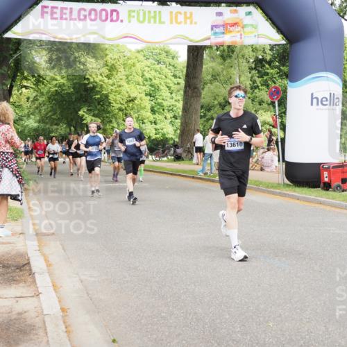 29.06.2025 - hella hamburg halbmarathon MichiJ http://msf.ph/oto/8281539 29.06.2025 10:57:58 Zwischen KM18-KM19 1893, 6166, 9280, 10775, 13610 meine-sportfotos.de