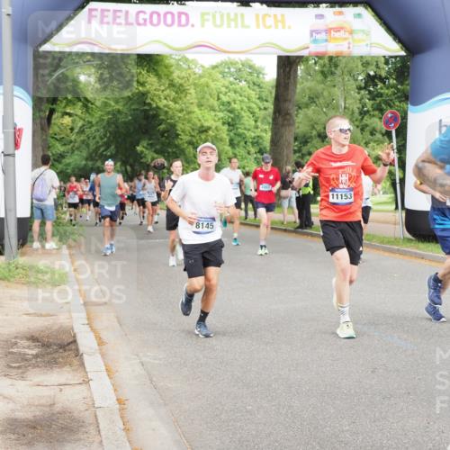 29.06.2025 - hella hamburg halbmarathon MichiJ http://msf.ph/oto/8281546 29.06.2025 10:32:11 Zwischen KM18-KM19 1558, 3146, 5275, 6490, 7451, 7508, 8145, 8900, 9081, 10930, 11153, 11346, 12438, 13398, 14690, 15185, 18868 meine-sportfotos.de