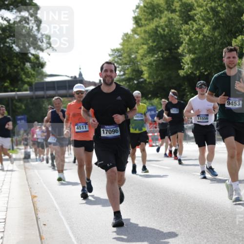 29.06.2025 - hella hamburg halbmarathon Jannik Wohlers http://msf.ph/oto/8281689 29.06.2025 10:02:56 Lombardsbrücke 1114, 1135, 1138, 1450, 1885, 2594, 2619, 3572, 4307, 4511, 6391, 6453, 7277, 7278, 7279, 7290, 7706, 7935, 9439, 9453, 10824, 11556, 12177, 12211, 12212, 12377, 12843, 13036, 13474, 13732, 13857, 13874, 13976, 14225, 15539, 16371, 16605, 17096, 18028 meine-sportfotos.de
