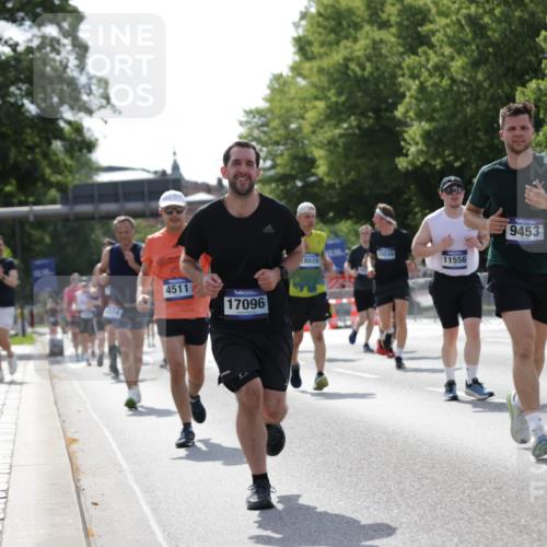 29.06.2025 - hella hamburg halbmarathon Jannik Wohlers http://msf.ph/oto/8281693 29.06.2025 10:02:56 Lombardsbrücke 1114, 1135, 1138, 1450, 1885, 2594, 2619, 3572, 4307, 4511, 6391, 6453, 7277, 7278, 7279, 7290, 7706, 7935, 9439, 9453, 10824, 11556, 12177, 12211, 12212, 12377, 12843, 13036, 13474, 13732, 13857, 13874, 13976, 14225, 15539, 16371, 16605, 17096, 18028 meine-sportfotos.de