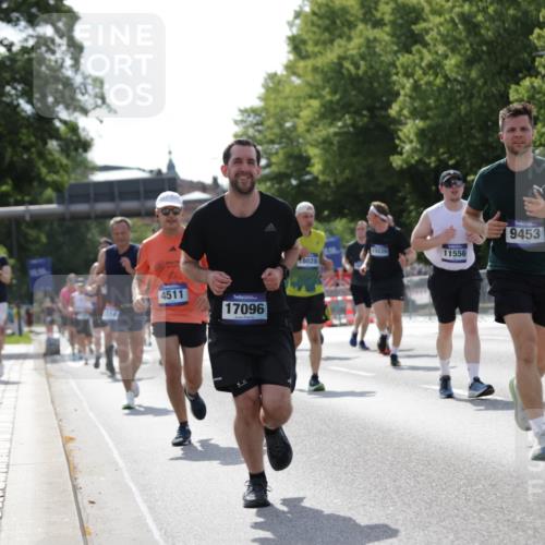 29.06.2025 - hella hamburg halbmarathon Jannik Wohlers http://msf.ph/oto/8281701 29.06.2025 10:02:56 Lombardsbrücke 1114, 1135, 1138, 1450, 1885, 2594, 2619, 3572, 4307, 4511, 6391, 6453, 7277, 7278, 7279, 7290, 7706, 7935, 9439, 9453, 10824, 11556, 12177, 12211, 12212, 12377, 12843, 13036, 13474, 13732, 13857, 13874, 13976, 14225, 15539, 16371, 16605, 17096, 18028 meine-sportfotos.de