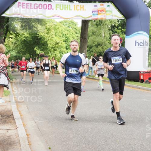 29.06.2025 - hella hamburg halbmarathon MichiJ http://msf.ph/oto/8281724 29.06.2025 10:58:01 Zwischen KM18-KM19 1893, 3176, 4394, 7462, 10775, 13610, 15085 meine-sportfotos.de