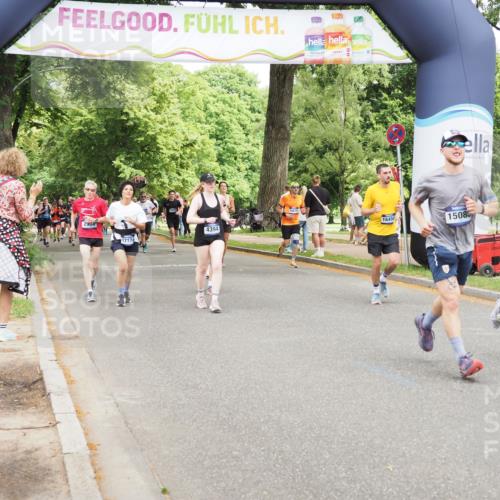 29.06.2025 - hella hamburg halbmarathon MichiJ http://msf.ph/oto/8281745 29.06.2025 10:58:03 Zwischen KM18-KM19 1893, 2904, 3176, 4394, 7462, 10283, 13610, 15085, 16456, 17174 meine-sportfotos.de