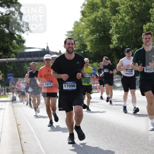 29.06.2025 - hella hamburg halbmarathon Jannik Wohlers http://msf.ph/oto/8281746 29.06.2025 10:02:56 Lombardsbrücke 1114, 1135, 1138, 1450, 1885, 2594, 2619, 3572, 4307, 4511, 6391, 6453, 7277, 7278, 7279, 7290, 7706, 7935, 9439, 9453, 10824, 11556, 12177, 12211, 12212, 12377, 12843, 13036, 13474, 13732, 13857, 13874, 13976, 14225, 15539, 16371, 16605, 17096, 18028 meine-sportfotos.de