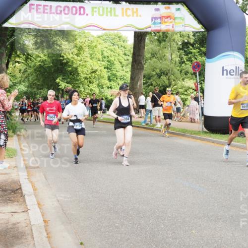 29.06.2025 - hella hamburg halbmarathon MichiJ http://msf.ph/oto/8281837 29.06.2025 10:58:04 Zwischen KM18-KM19 1893, 2904, 3176, 4394, 7462, 8854, 10283, 10610, 13610, 15085, 16456, 17174 meine-sportfotos.de