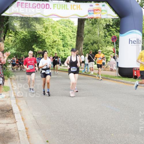 29.06.2025 - hella hamburg halbmarathon MichiJ http://msf.ph/oto/8281854 29.06.2025 10:58:04 Zwischen KM18-KM19 1893, 2904, 3176, 4394, 7462, 8854, 10283, 10610, 13610, 15085, 16456, 17174 meine-sportfotos.de