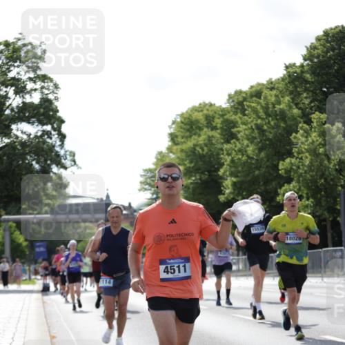 29.06.2025 - hella hamburg halbmarathon Jannik Wohlers http://msf.ph/oto/8281931 29.06.2025 10:02:59 Lombardsbrücke 1114, 1135, 1138, 1161, 1450, 1885, 2594, 2619, 4307, 4511, 5464, 6391, 6453, 7277, 7278, 7279, 7290, 7706, 7935, 9453, 11556, 12177, 12211, 12212, 12377, 12843, 13474, 13732, 13857, 13976, 15539, 16371, 16605, 17096, 17226, 18028 meine-sportfotos.de