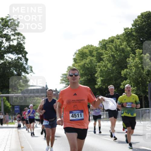 29.06.2025 - hella hamburg halbmarathon Jannik Wohlers http://msf.ph/oto/8281935 29.06.2025 10:02:59 Lombardsbrücke 1114, 1135, 1138, 1161, 1450, 1885, 2594, 2619, 4307, 4511, 5464, 6391, 6453, 7277, 7278, 7279, 7290, 7706, 7935, 9453, 11556, 12177, 12211, 12212, 12377, 12843, 13474, 13732, 13857, 13976, 15539, 16371, 16605, 17096, 17226, 18028 meine-sportfotos.de