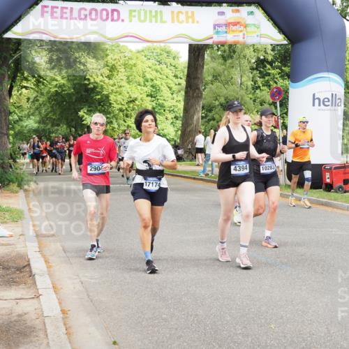 29.06.2025 - hella hamburg halbmarathon MichiJ http://msf.ph/oto/8281965 29.06.2025 10:58:05 Zwischen KM18-KM19 1893, 2904, 3176, 4394, 7462, 8854, 10283, 10610, 13610, 15085, 16456, 16709, 17174 meine-sportfotos.de