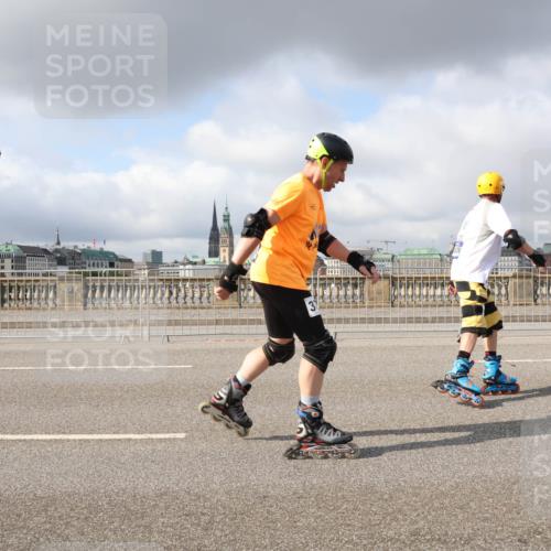 29.06.2025 - hella hamburg halbmarathon Lena Gebhardt http://msf.ph/oto/8282039 29.06.2025 09:05:04 Lombardsbrücke  meine-sportfotos.de
