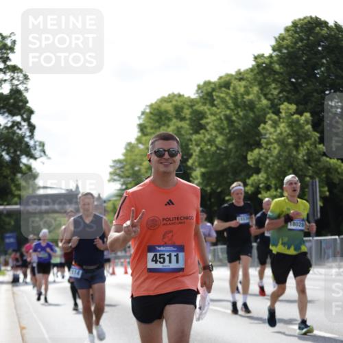 29.06.2025 - hella hamburg halbmarathon Jannik Wohlers http://msf.ph/oto/8282092 29.06.2025 10:02:59 Lombardsbrücke 1114, 1135, 1138, 1161, 1450, 1885, 2594, 2619, 4307, 4511, 5464, 6391, 6453, 7277, 7278, 7279, 7290, 7706, 7935, 9453, 11556, 12177, 12211, 12212, 12377, 12843, 13474, 13732, 13857, 13976, 15539, 16371, 16605, 17096, 17226, 18028 meine-sportfotos.de