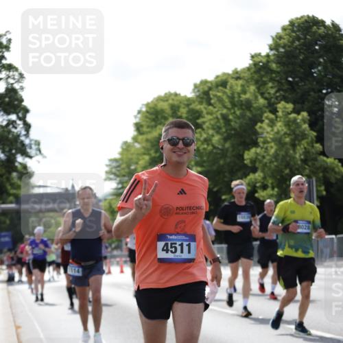 29.06.2025 - hella hamburg halbmarathon Jannik Wohlers http://msf.ph/oto/8282150 29.06.2025 10:02:59 Lombardsbrücke 1114, 1135, 1138, 1161, 1450, 1885, 2594, 2619, 4307, 4511, 5464, 6391, 6453, 7277, 7278, 7279, 7290, 7706, 7935, 9453, 11556, 12177, 12211, 12212, 12377, 12843, 13474, 13732, 13857, 13976, 15539, 16371, 16605, 17096, 17226, 18028 meine-sportfotos.de
