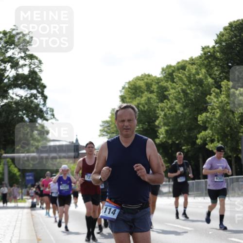 29.06.2025 - hella hamburg halbmarathon Jannik Wohlers http://msf.ph/oto/8282453 29.06.2025 10:03:01 Lombardsbrücke 1114, 1135, 1138, 1161, 1450, 1885, 2594, 2619, 4307, 4511, 5464, 6391, 6453, 7277, 7278, 7279, 7290, 7706, 7935, 9453, 11556, 12211, 12212, 12377, 12843, 13474, 13732, 13857, 13976, 15539, 16371, 16605, 17096, 17226, 18028 meine-sportfotos.de