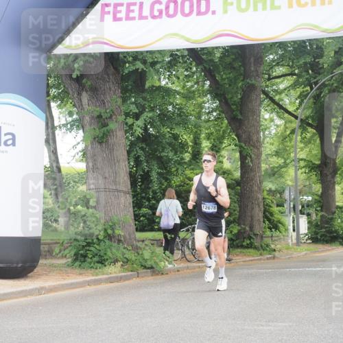 29.06.2025 - hella hamburg halbmarathon KatJ http://msf.ph/oto/8282645 29.06.2025 10:11:03 Zwischen KM18-KM19  meine-sportfotos.de