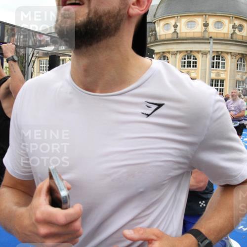 29.06.2025 - hella hamburg halbmarathon Michael Strokosch http://msf.ph/oto/8282843 29.06.2025 10:54:47 Ziel 1125, 1496, 2029, 2561, 3310, 4231, 6587, 7478, 8449, 9227, 10044, 12186, 12489, 13147, 14239, 15389, 15408, 15584, 17231, 17765, 19000 meine-sportfotos.de