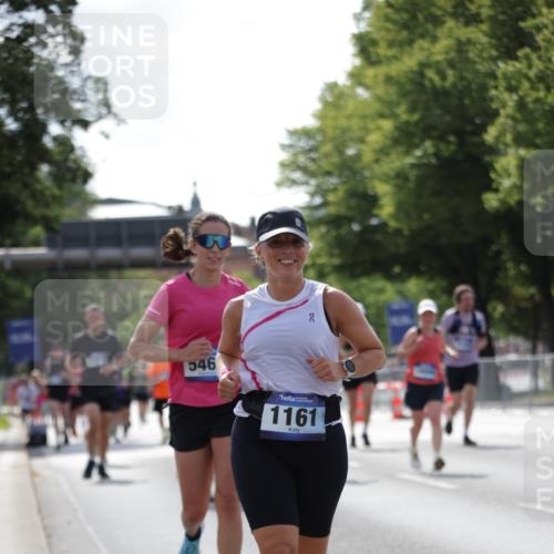 29.06.2025 - hella hamburg halbmarathon Jannik Wohlers http://msf.ph/oto/8282978 29.06.2025 10:03:07 Lombardsbrücke 1114, 1161, 1885, 2619, 2683, 2759, 4307, 4511, 5384, 5396, 5464, 6391, 6453, 7277, 7278, 7279, 8484, 9453, 10389, 11556, 12211, 12377, 12843, 13793, 13976, 15539, 15643, 15859, 16371, 17096, 17226, 17550, 18028, 18999 meine-sportfotos.de