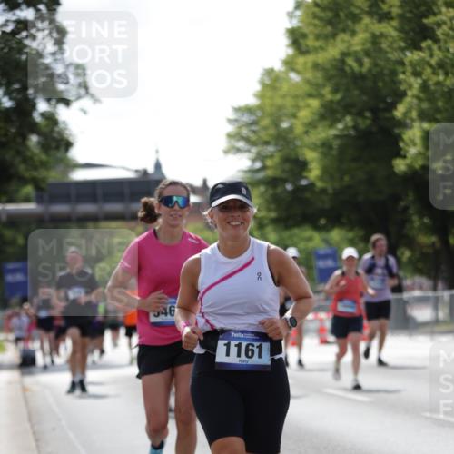 29.06.2025 - hella hamburg halbmarathon Jannik Wohlers http://msf.ph/oto/8283012 29.06.2025 10:03:07 Lombardsbrücke 1114, 1161, 1885, 2619, 2683, 2759, 4307, 4511, 5384, 5396, 5464, 6391, 6453, 7277, 7278, 7279, 8484, 9453, 10389, 11556, 12211, 12377, 12843, 13793, 13976, 15539, 15643, 15859, 16371, 17096, 17226, 17550, 18028, 18999 meine-sportfotos.de