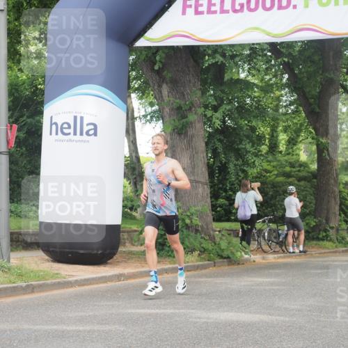 29.06.2025 - hella hamburg halbmarathon KatJ http://msf.ph/oto/8283133 29.06.2025 10:11:12 Zwischen KM18-KM19  meine-sportfotos.de