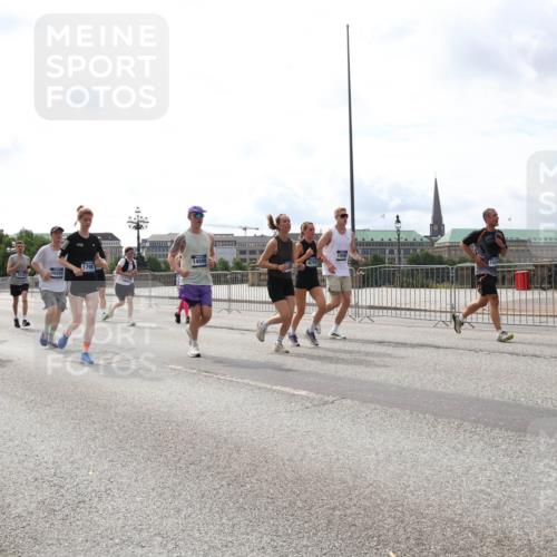 29.06.2025 - hella hamburg halbmarathon Lena Gebhardt http://msf.ph/oto/8283218 29.06.2025 10:20:41 Lombardsbrücke 1663, 5625, 18007, 16254, 1798, 4754, 1011, 1046, 1069, 1471, 1474, 2053, 2101, 2325, 2478, 2834, 2923, 2945, 3247, 3434, 3733, 3781, 3842, 4082, 4154, 4166, 4288, 4350, 4422, 4614, 4754, 4869, 5041, 5181, 5625, 5811, 5812, 5831, 5937, 6608, 6951, 7018, 7101, 7131, 7739, 8025, 8113, 8462, 8588, 8724, 8940, 9005, 9011, 9136, 9236, 9722, 9735, 9873, 9981, 10041, 10050, 10350, 10414, 10595, 10613, 10647, 10754, 11100, 11145, 11603, 11835, 11995, 12844 meine-sportfotos.de