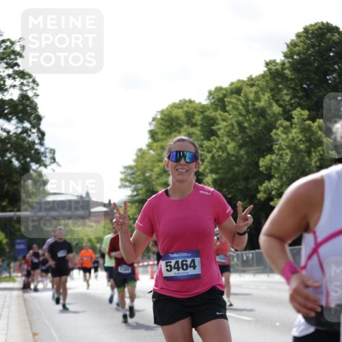 29.06.2025 - hella hamburg halbmarathon Jannik Wohlers http://msf.ph/oto/8283375 29.06.2025 10:03:08 Lombardsbrücke 1114, 1161, 1885, 2619, 2683, 2759, 4307, 4511, 5384, 5396, 5464, 6391, 6453, 7277, 7278, 7279, 8484, 9453, 10389, 11556, 12377, 13793, 13976, 15539, 15643, 15859, 16371, 17096, 17226, 17550, 18028, 18999 meine-sportfotos.de