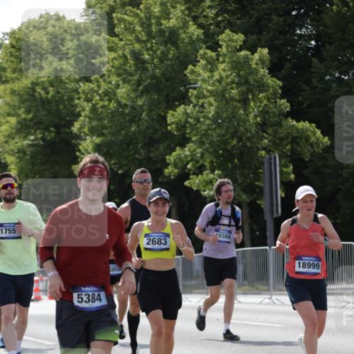29.06.2025 - hella hamburg halbmarathon Jannik Wohlers http://msf.ph/oto/8283547 29.06.2025 10:03:11 Lombardsbrücke 1114, 1161, 1885, 2277, 2683, 2759, 4307, 4511, 5384, 5396, 5464, 6391, 7277, 7278, 7279, 8484, 10389, 11402, 11556, 12377, 13793, 13976, 15539, 15643, 15859, 16371, 16621, 17226, 17550, 18028, 18999 meine-sportfotos.de