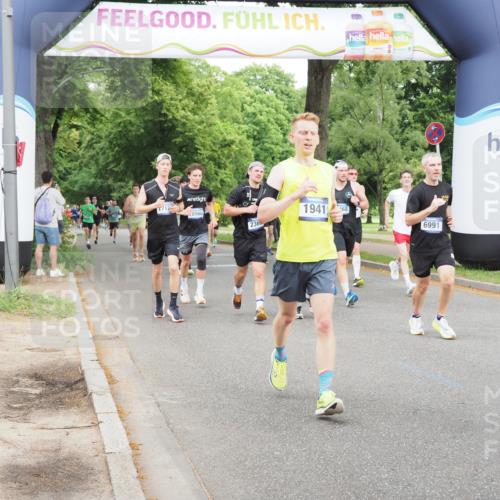29.06.2025 - hella hamburg halbmarathon MichiJ http://msf.ph/oto/8283681 29.06.2025 10:32:29 Zwischen KM18-KM19 1220, 1468, 1941, 2365, 2402, 2707, 3004, 3021, 4981, 5231, 5476, 5624, 6991, 7005, 7191, 7322, 8871, 9444, 9633, 9931, 10193, 12657, 12711, 13975, 15280, 16549, 17376, 17406, 17729, 17977, 18107, 18437, 18464, 18560, 18691, 18765, 19206, 19207, 19210 meine-sportfotos.de