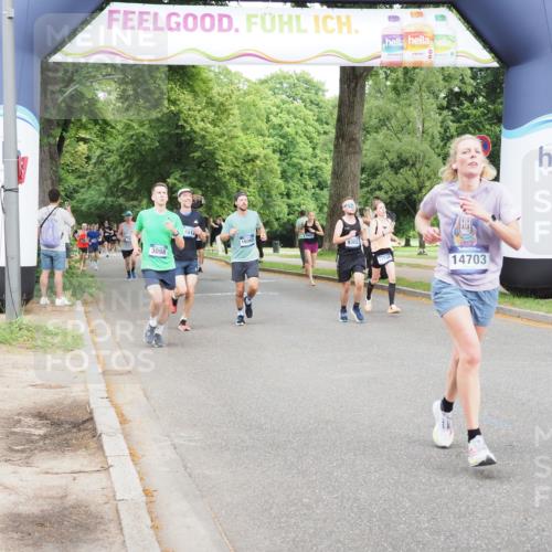 29.06.2025 - hella hamburg halbmarathon MichiJ http://msf.ph/oto/8284420 29.06.2025 10:32:36 Zwischen KM18-KM19 1468, 1782, 1941, 2402, 2816, 5047, 9302, 13421, 14703, 15225, 15512, 16617, 16720, 16893, 17097, 17120, 18560, 18942, 19207 meine-sportfotos.de