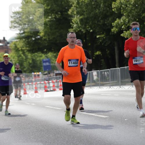 29.06.2025 - hella hamburg halbmarathon Jannik Wohlers http://msf.ph/oto/8284438 29.06.2025 10:03:18 Lombardsbrücke 1161, 1367, 2277, 2683, 2759, 5384, 5396, 5464, 7006, 7306, 8484, 8727, 9280, 10389, 11402, 13793, 15643, 15859, 16621, 17226, 17550, 17955, 18999 meine-sportfotos.de