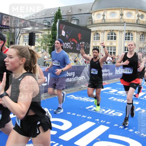29.06.2025 - hella hamburg halbmarathon Michael Strokosch http://msf.ph/oto/8284722 29.06.2025 10:55:15 Ziel 1549, 1628, 2119, 2448, 3041, 3945, 4903, 6355, 6891, 8973, 9361, 9380, 10188, 10191, 10192, 10582, 11747, 12248, 12961, 14834, 15854, 16108, 16521, 16630, 18031, 18966 meine-sportfotos.de