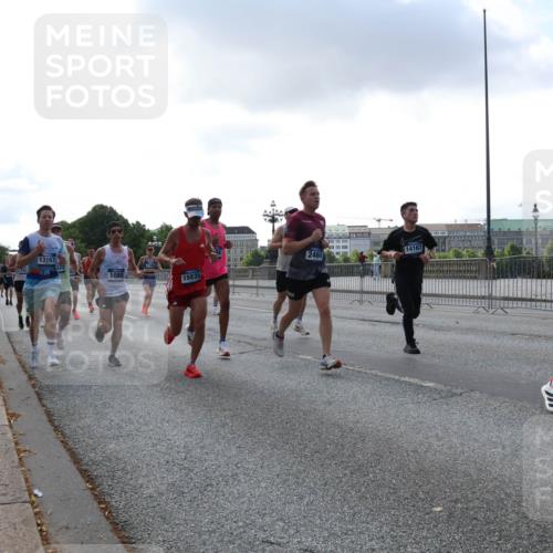 29.06.2025 - hella hamburg halbmarathon Lena Gebhardt http://msf.ph/oto/8284820 29.06.2025 09:45:50 Lombardsbrücke 13167, 2460, 14167, 1080, 15835, 13754, 57, 1080, 1686, 1707, 1894, 1990, 2460, 2689, 3043, 4050, 4129, 4463, 4679, 4698, 4749, 4812, 5070, 5187, 5328, 5550, 5746, 5826, 6169, 6358, 6495, 6878, 7186, 7272, 7389, 7481, 7651, 7723, 7880, 7965, 8062, 8190, 8209, 8883, 9137, 9345, 9571, 9634, 10017, 10171, 10270, 10453, 10484, 10876, 11120, 11199, 11413, 11857, 12189, 12232, 12234, 12308, 12681, 12691, 12988, 13066, 13167, 13343, 13618, 13686, 13754, 14028, 14167 meine-sportfotos.de