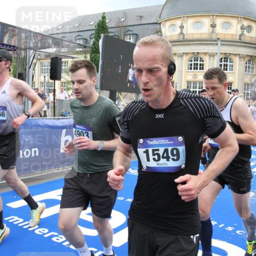29.06.2025 - hella hamburg halbmarathon Michael Strokosch http://msf.ph/oto/8284950 29.06.2025 10:55:18 Ziel 1549, 1628, 2119, 4903, 5643, 6723, 6891, 8973, 9361, 10188, 10263, 10582, 11184, 11747, 12248, 13470, 14834, 15854, 16108, 16521, 18031, 18380, 18531, 18966 meine-sportfotos.de