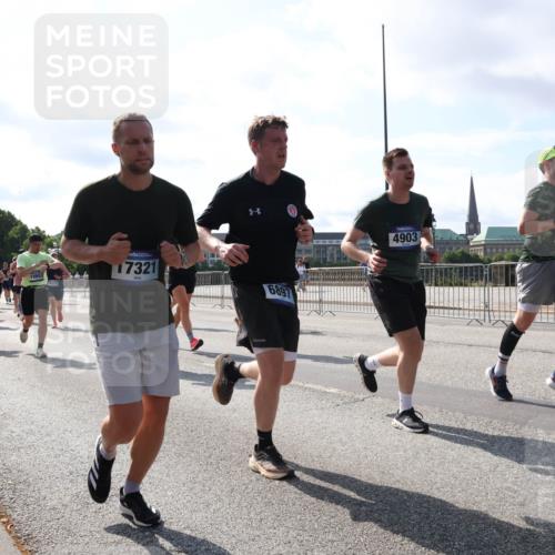 29.06.2025 - hella hamburg halbmarathon Lena Gebhardt http://msf.ph/oto/8285063 29.06.2025 09:58:20 Lombardsbrücke 203, 272, 17321, 6897, 4903, 859, 1034, 1179, 1190, 1258, 1285, 1320, 1321, 1335, 1815, 1870, 2029, 2034, 2070, 2138, 2397, 2417, 2518, 2612, 2636, 2656, 2711, 3041, 3091, 3097, 3114, 3251, 3819, 3859, 4152, 4814, 4903, 5093, 5259, 5378, 5672, 5721, 5775, 5894, 6164, 6272, 6433, 6580, 6592, 6628, 6754, 6759, 6877, 6897, 7065, 7409, 7478, 7509, 7646, 7724, 7856, 7896, 7952, 7976, 8154, 8311, 8393, 8508, 8590, 8825, 9012, 9057, 9562, 9656, 10084 meine-sportfotos.de