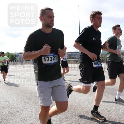 29.06.2025 - hella hamburg halbmarathon Lena Gebhardt http://msf.ph/oto/8285198 29.06.2025 09:58:21 Lombardsbrücke 2034, 16653, 17321, 16213, 8, 6897, 4903, 1034, 1179, 1190, 1258, 1285, 1320, 1321, 1335, 1815, 1870, 2029, 2034, 2070, 2138, 2397, 2417, 2518, 2612, 2636, 2656, 2711, 3041, 3091, 3097, 3114, 3251, 3819, 3859, 4152, 4814, 4903, 5093, 5259, 5378, 5672, 5721, 5775, 5894, 6164, 6272, 6433, 6580, 6592, 6628, 6754, 6759, 6877, 6897, 7065, 7409, 7509, 7646, 7724, 7856, 7896, 8154, 8311, 8393, 8508, 8590, 8825, 9012, 9057, 9562, 9656, 10084 meine-sportfotos.de